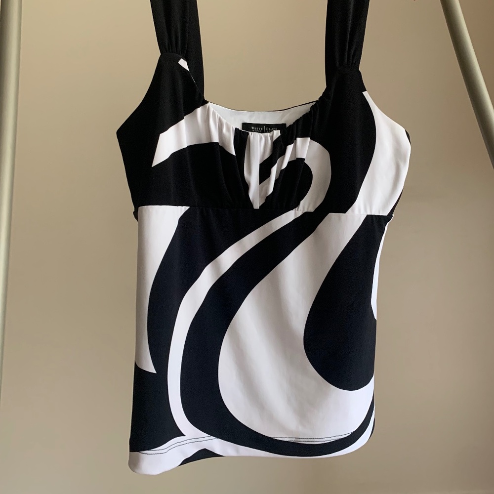 SOLD- White House Black Market black and white swirl pattern tank top Size M